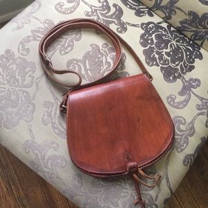 Tan Brown Leather shoulder bag/purse
